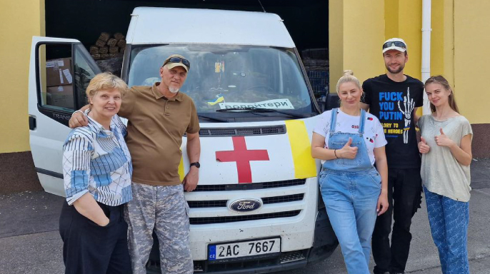 Poskytněte pomoc zdravotníkům na Ukrajině