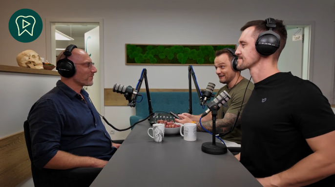 Podcast Zubní kanálek: rozhovor se zubním technikem Jakubem Hoškem