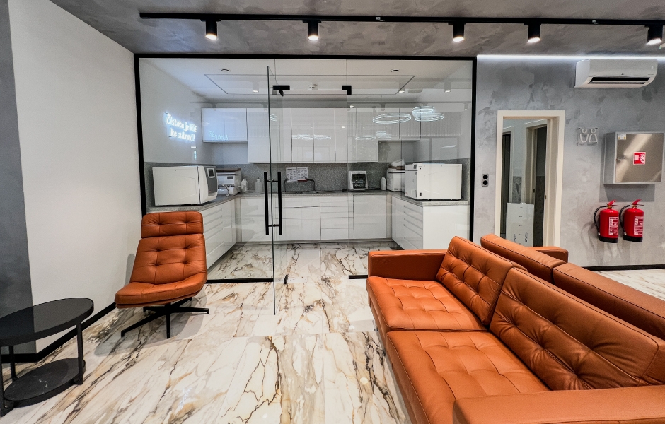 Obr. 8: Interiér Smile Centra