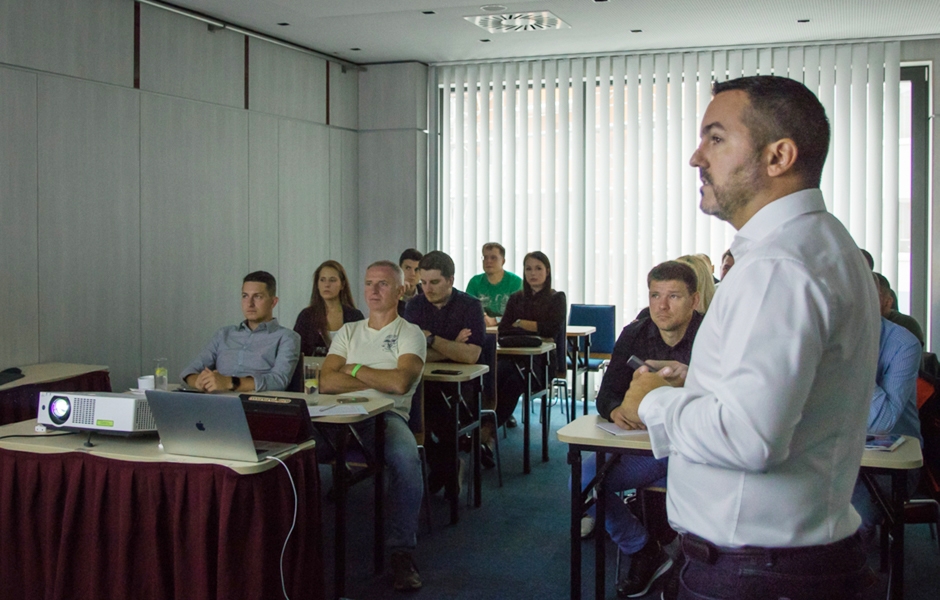 Další zahraniční expert - Milos Miladinov (RO) – foto z workshopu